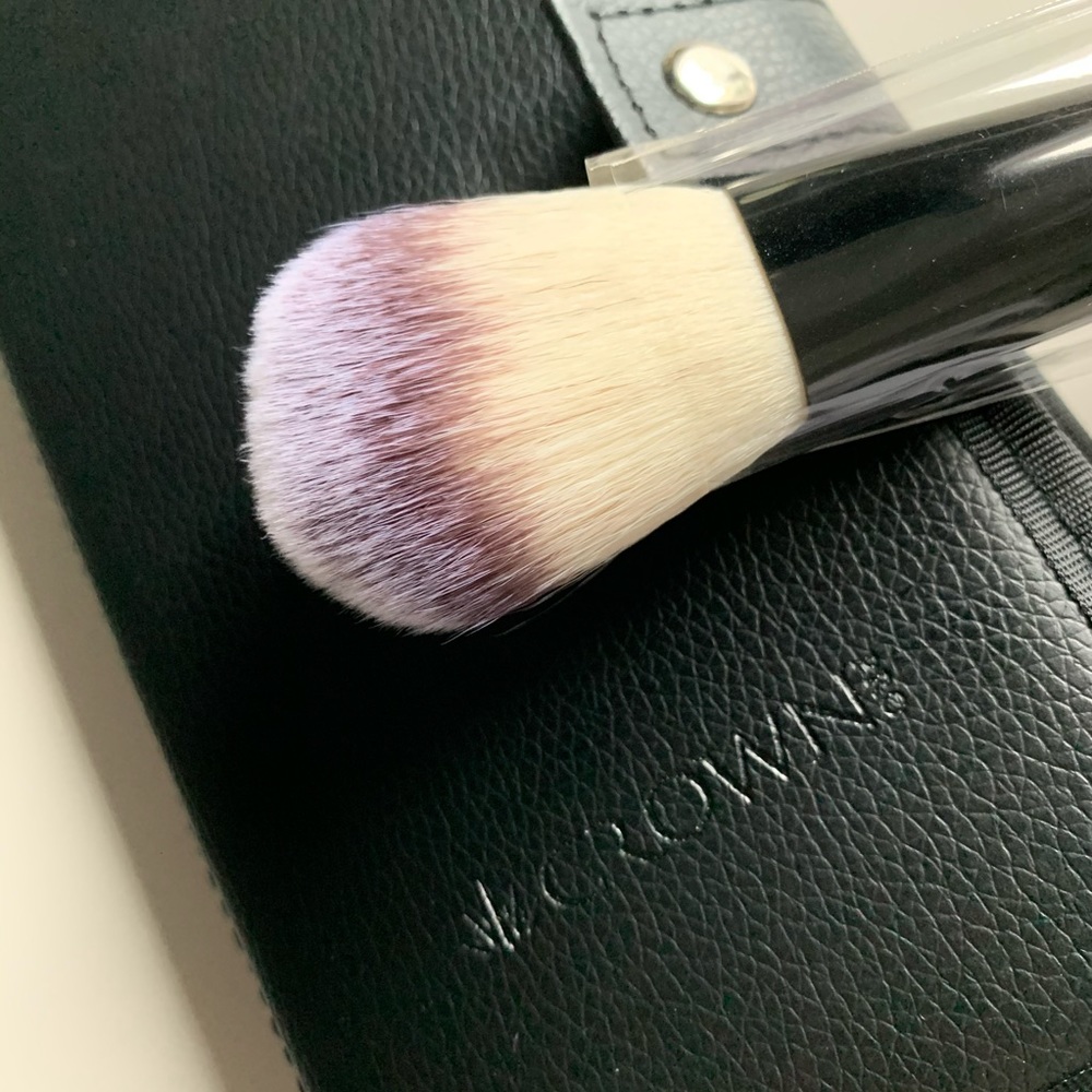 Crown Brush Essentials Set - Picture 4 of 6